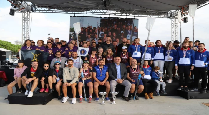 Kartal Belediyesi, Deniz Küreği Yarışları’na ev sahipliği yaptı