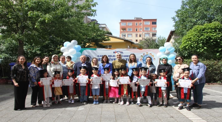 Kartal Belediye Kreşlerinde Karne Heyecanı