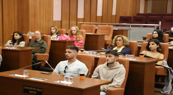 Okan Üniversitesi Mimarlık Fakültesi Öğrencilerinden Kartal Belediyesi’ne Ziyaret