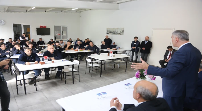 Cumhur İttifakı AK Parti Maltepe Belediye Başkan Adayı Kadem Ekşi’den fabrika ziyareti