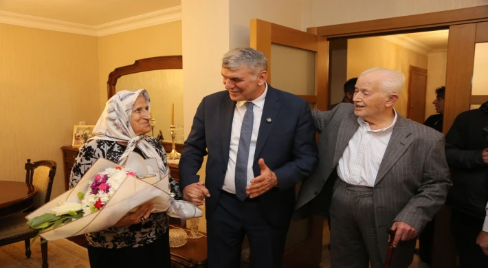 Kadem Ekşi’den 66 yıllık çifte 14 Şubat ziyareti