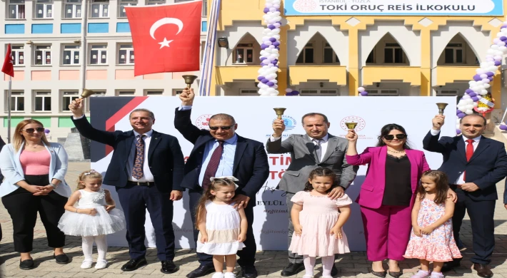 TUZLA’DA YENİ EĞİTİM ÖĞRETİM YILININ İLK ZİLİ ÇALDI