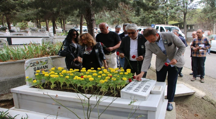 Merhum Müdür Cemal Şahan Vefatının 6. Yılında Mezarı Başında Anıldı