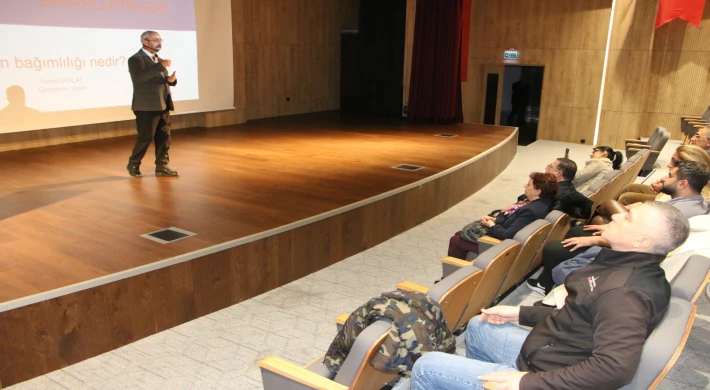 Kartal’da İnternetin Çocuklar Üzerindeki Zararlı Etkileri Semineri Yapıldı