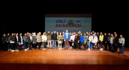 Kartal Belediyesi ‘Veli Akademisi’ Başladı